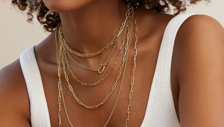 Best Jewelry Gift Ideas for Your First Anniversary